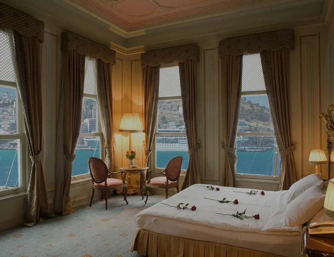 Luxury Hotel