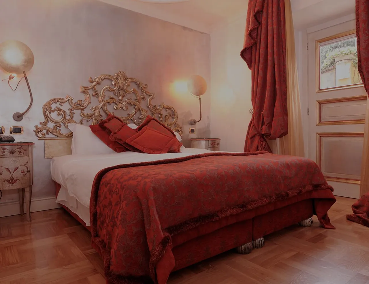 Luxury Hotel